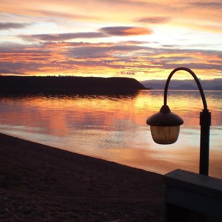 Waitahanui Lodge Bagian luar foto